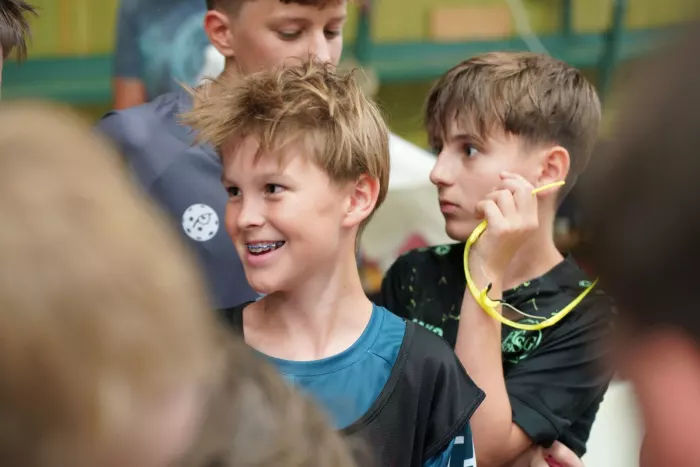 Zwei Spieler lachen, Prague Games 2025